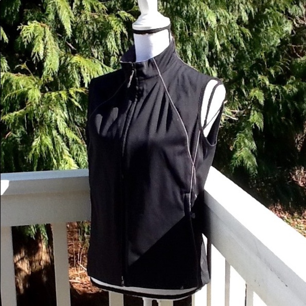 Nike Golf Clima-Fit sleeveless jacket vest…